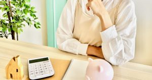 パーキンソン病患者さん向け介護施設の費用はいくら？相場と節約ポイントまとめ